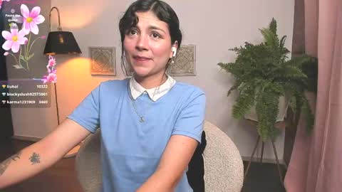  Holly  online show from 21, 4, 2026