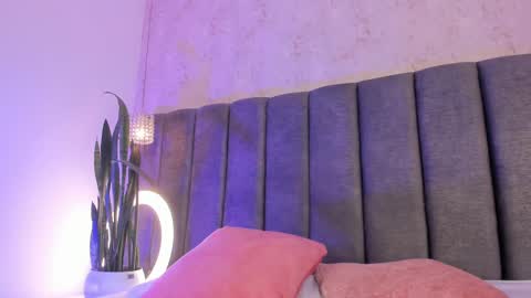 Holly online show from 17, 2, 2025