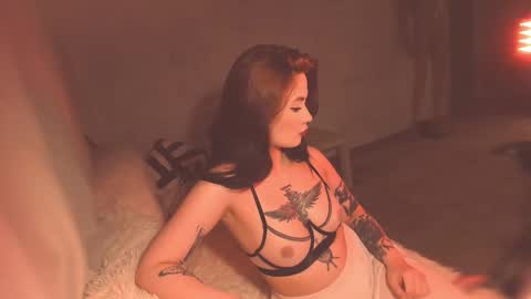Snapshot of oh_lilith chatting on 8, 3, 2025 your dear Lilith Chapman online show from 8, 3, 2025