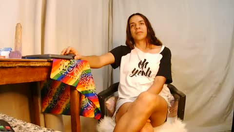 Snapshot of oh_tique chatting on 3, 1, 2025 LU online show from 3, 1, 2025