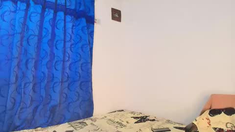 Snapshot of oh_tique chatting on 14, 9, 2025 LU online show from 14, 9, 2025