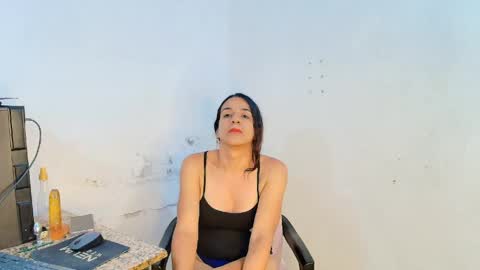 Snapshot of oh_tique chatting on 21, 4, 2026 LU online show from 21, 4, 2026