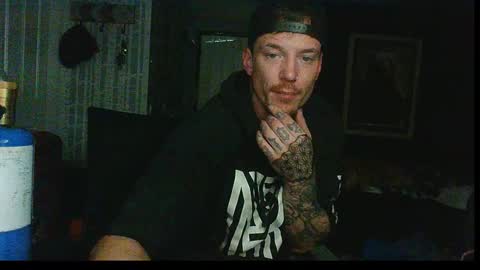 who dares  toss me some  tips lets have fun online show from 28, 11, 2025