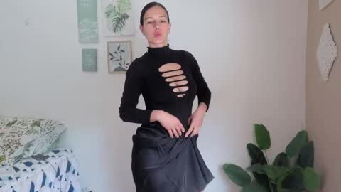 ohanna_ online show from 24, 4, 2026