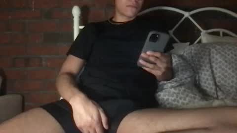Snapshot of ohcute_d chatting on 10, 2, 2025 Miles Valentino online show from 10, 2, 2025