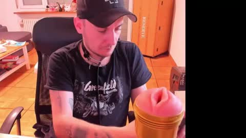 Chris online show from 13, 4, 2026