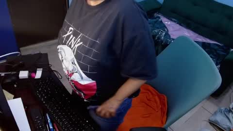 Snapshot of ohmysqueak chatting on 1, 7, 2026 ohmysqueak online show from 1, 7, 2026