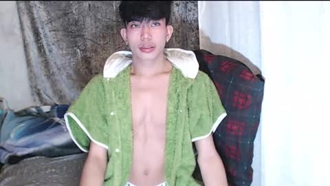 Snapshot of oishi1ii chatting on 9, 12, 2024 OISHI1II online show from 9, 12, 2024