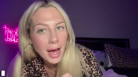 Snapshot of okchelsea chatting on 25, 9, 2025 okchelsea online show from 25, 9, 2025