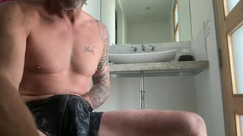 Snapshot of oki42 chatting on 8, 7, 2026 oki42 online show from 8, 7, 2026