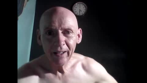 oldbuthorny62 online show from 5, 3, 2025