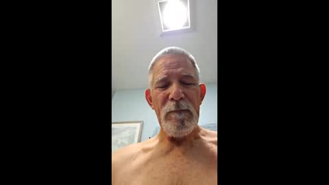 oldermoguy1 online show from 21, 5, 2026