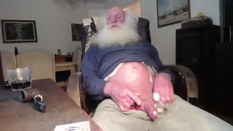 Snapshot of oldfucker9 chatting on 24, 11, 2025 oldfucker9 online show from 24, 11, 2025