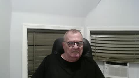 Snapshot of oldguybigd chatting on 20, 9, 2025 oldguybigd online show from 20, 9, 2025