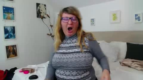 Olga Pavlova online show from 3, 3, 2026