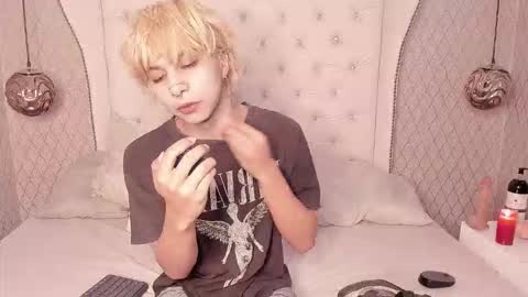 oliiverr22 online show from 19, 10, 2025