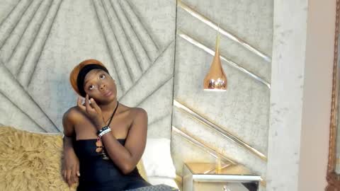 OliiviaGarciaa online show from 24, 9, 2025