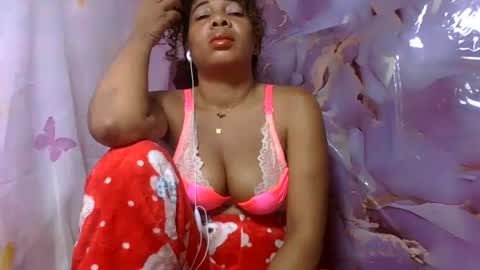 Snapshot of olinaa chatting on 27, 6, 2026 olinaa online show from 27, 6, 2026