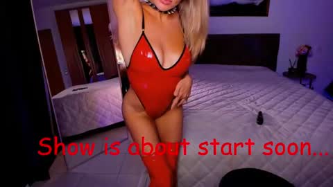 Snapshot of oliva_candy chatting on 19, 6, 2026 oliva_candy online show from 19, 6, 2026