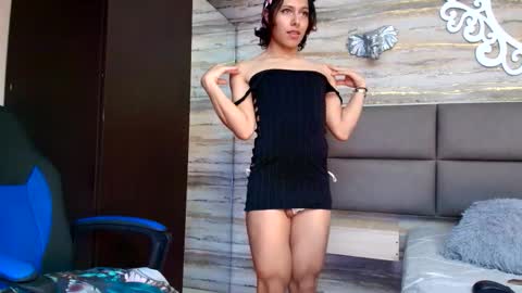 Snapshot of oliver__brown chatting on 23, 11, 2025 Oliver online show from 23, 11, 2025