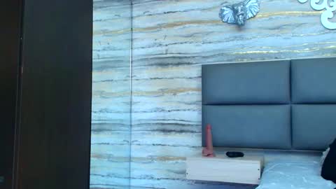 Snapshot of oliver__brown chatting on 21, 12, 2025 Oliver online show from 21, 12, 2025