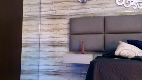 Snapshot of oliver__brown chatting on 11, 1, 2026 Oliver online show from 11, 1, 2026