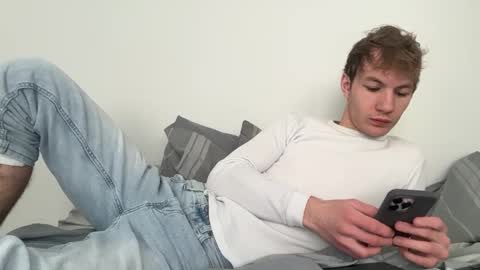 Snapshot of oliver_beck chatting on 16, 2, 2025 Oliver Beck online show from 16, 2, 2025