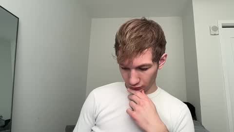 Snapshot of oliver_beck chatting on 19, 2, 2025 Oliver Beck online show from 19, 2, 2025