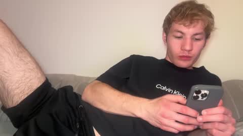 Snapshot of oliver_beck chatting on 7, 3, 2025 Oliver Beck online show from 7, 3, 2025