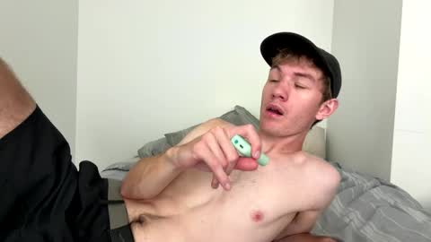 Snapshot of oliver_beck chatting on 25, 9, 2025 Oliver Beck online show from 25, 9, 2025