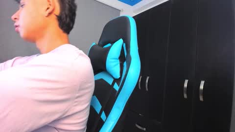 Oliver bray online show from 21, 10, 2025