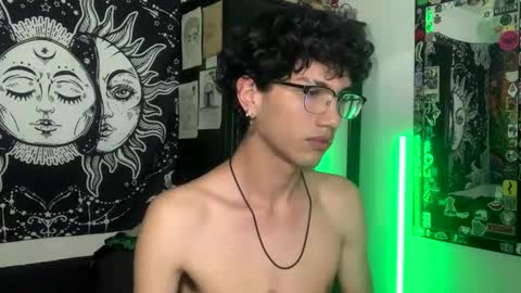 Oliver fast online show from 3, 10, 2025