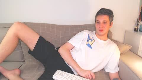 Snapshot of oliver_hort chatting on 2, 12, 2024 Oliver online show from 2, 12, 2024