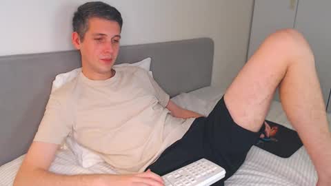 Oliver online show from 9, 11, 2025