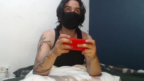 Snapshot of oliver_laid_2023 chatting on 7, 12, 2024 oliver_laid_2023 online show from 7, 12, 2024