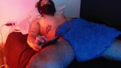 Snapshot of oliver_laid_2023 chatting on 28, 12, 2024 oliver_laid_2023 online show from 28, 12, 2024
