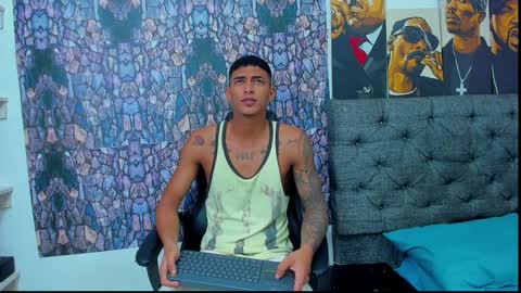 oliver_smith_2 online show from 5, 1, 2025