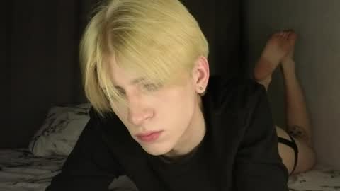 Snapshot of oliver_star_boy chatting on 10, 5, 2026 oliver online show from 10, 5, 2026