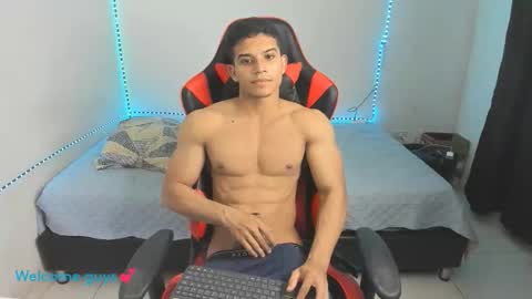 Snapshot of oliver_thompsson chatting on 5, 12, 2025 oliver thompsson online show from 5, 12, 2025