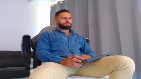 oliver online show from 12, 11, 2025