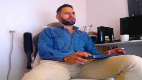 oliver online show from 19, 12, 2025