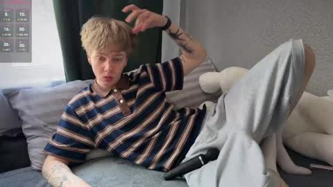 Snapshot of olivertasty chatting on 9, 5, 2026 oliver online show from 9, 5, 2026