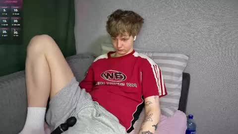 Snapshot of olivertasty chatting on 20, 5, 2026 oliver online show from 20, 5, 2026