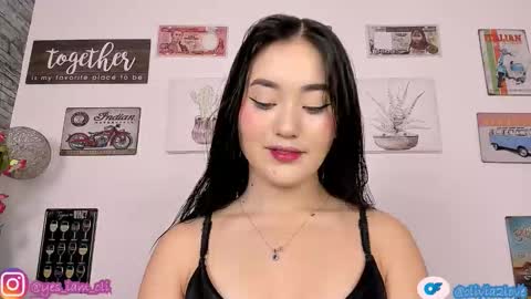 Snapshot of olivia22love chatting on 2, 11, 2025 ..................................... 500 am- 1200 pm GMT-5 online show from 2, 11, 2025