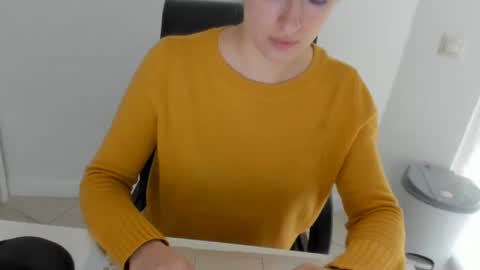 olivia__dream online show from 4, 6, 2026