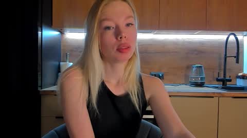 Snapshot of olivia_bells chatting on 28, 2, 2026 Olivia 3 online show from 28, 2, 2026