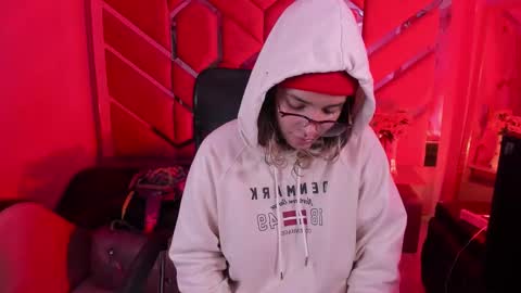  OLIVIA  online show from 16, 2, 2026