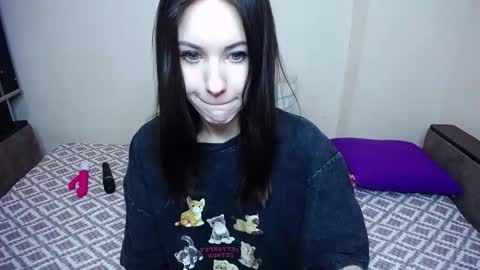 olivia_graceee online show from 11, 11, 2025