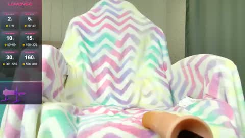 Olivia Hi guys Follow me  online show from 14, 7, 2026