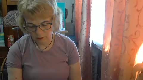 Snapshot of olivia_mia25 chatting on 5, 5, 2026 Olivia Mia online show from 5, 5, 2026